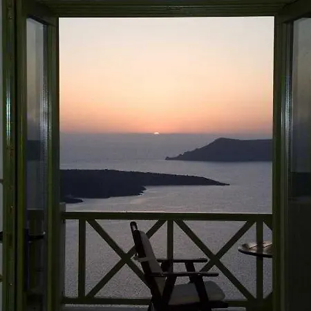 112 Cliff Hotel 3*