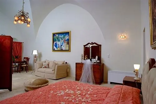 Hotel 112 Cliff Fira (Santorini)