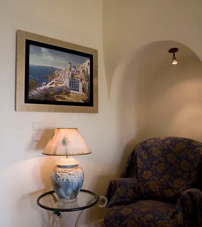 Hotel 112 Cliff Firá